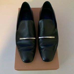 Via Spiga “Tallis” size 9.5 black leather loafers